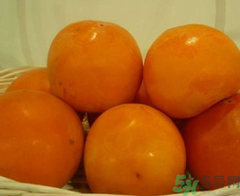 脆柿子不能跟什么一起吃？甜柿子不能跟什么一起吃？