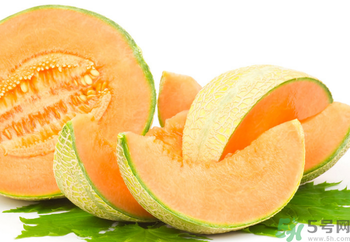 哈密瓜吃多了會(huì)怎么樣？哈密瓜吃多了會(huì)上火嗎？