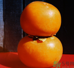 女人吃柿子有什么好處？女人吃柿子好嗎？