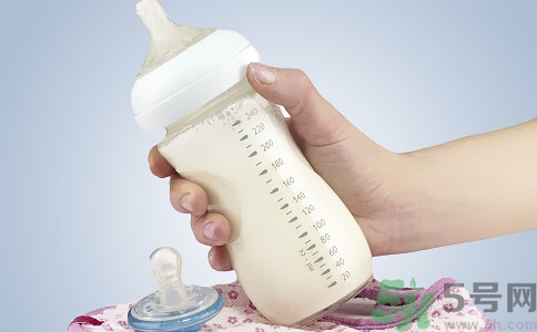 新生兒吃愛(ài)他美幾段？愛(ài)他美幾段區(qū)別是什么