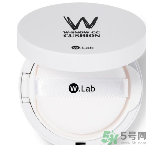 w.lab雪花氣墊黑色款怎么樣？w.lab雪花氣墊黑色和白色區(qū)別？