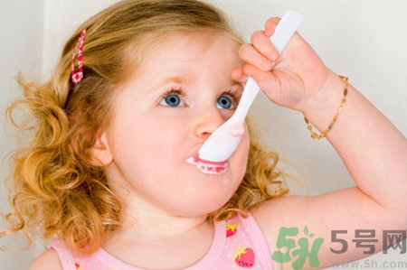 保嬰丹怎么服用？保嬰丹可以放在奶粉里喝嗎？