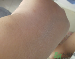 悅詩(shī)風(fēng)吟白牡丹面霜怎么樣?悅詩(shī)風(fēng)吟白牡丹面霜好用嗎?