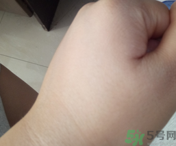 悅詩(shī)風(fēng)吟白牡丹面霜怎么樣?悅詩(shī)風(fēng)吟白牡丹面霜好用嗎?