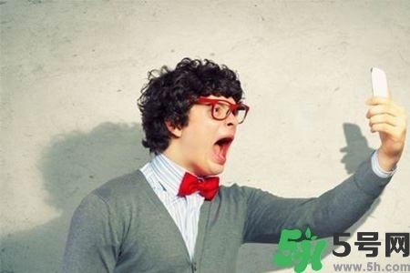 嗓子疼吃什么食物好？吃什么食物對嗓子好？