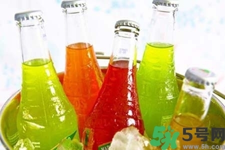 喝無(wú)糖飲料可以減肥嗎？喝無(wú)糖飲料會(huì)變胖嗎？