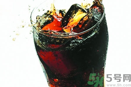 運動后喝可樂好嗎？運動后可以喝可樂嗎？