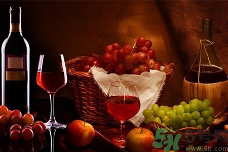 葡萄酒過期還能喝嗎？葡萄酒過期喝了好嗎？