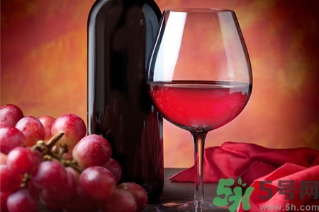 葡萄酒什么時候喝最好？一天什么時間喝葡萄酒最好？