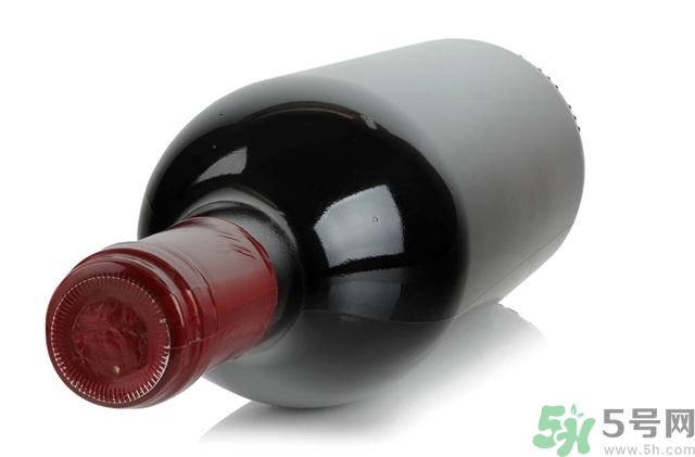 葡萄酒不能和什么一起吃？葡萄酒和什么食物相克？