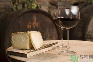 葡萄酒什么時(shí)候過濾？自制葡萄酒多久可以過濾？