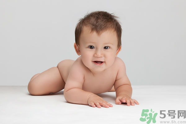 寶寶掉頭發(fā)是什么原因？寶寶掉頭發(fā)是怎么回事？