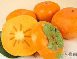 脆柿子可以直接吃嗎？柿子可以直接吃嗎？