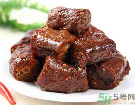 周黑鴨可以帶上飛機(jī)嗎？周黑鴨能帶上飛機(jī)嗎？