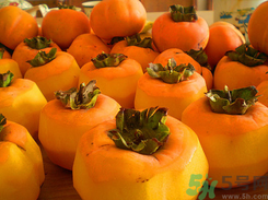 新鮮柿子怎樣去澀？硬柿子怎樣去澀？