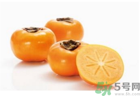 吃柿子后多久可以吃螃蟹？吃柿子后吃螃蟹會(huì)怎樣？