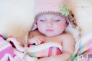 新生兒濕疹怎么引起的？新生兒濕疹如何處理？