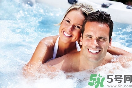 寒露能泡溫泉嗎？寒露泡溫泉好嗎？