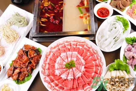 吃火鍋能喝白酒嗎？吃火鍋喝白酒好嗎？