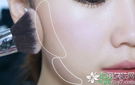 拍證件照穿什么顏色衣服好看 證件照怎么拍才好看 拍證件照穿什么顏色衣服好看 證件照怎么拍才好看