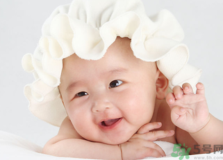 10月份可以斷奶嗎？幾月份斷奶最好？