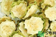 新鮮苦瓜片和干苦瓜片泡水哪個好？苦瓜片泡水喝的功效
