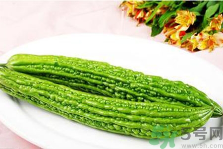 苦瓜吃多了會(huì)怎么樣？苦瓜吃多了會(huì)中毒嗎？