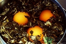 艾葉煮雞蛋有什么作用？痛經(jīng)能吃艾葉煮雞蛋嗎？