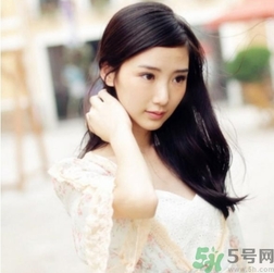 冬天頭發(fā)炸毛怎么辦？冬天頭發(fā)怎么樣減少靜電？