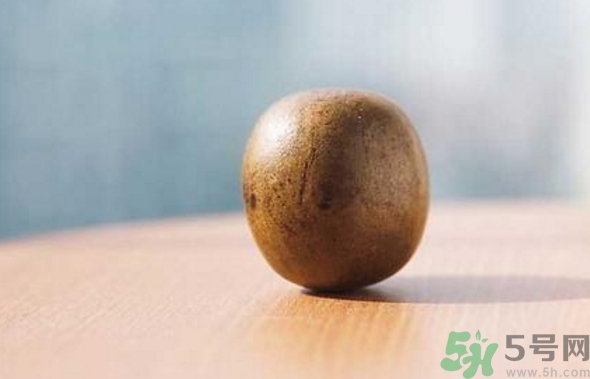 羅漢果泡水要去殼嗎？羅漢果泡水泡多久？