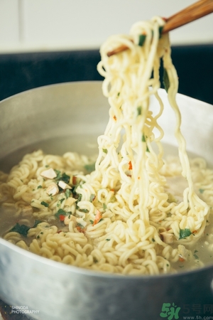 辛拉面是哪個(gè)國家的？辛拉面怎么煮好吃？