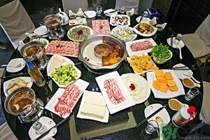 吃火鍋嘔吐怎么辦？吃火鍋吐了怎么辦？