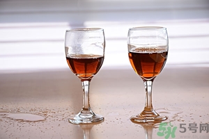 小孩能喝紅酒嗎,小孩喝紅酒好嗎？