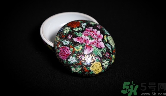 胭脂怎么用？胭脂的功效作用