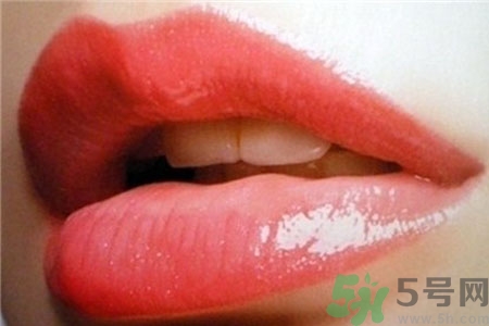 嘴巴上火起泡怎么辦？嘴巴上火起泡怎么快速消除？