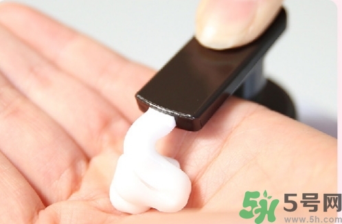 lg on香水身體乳怎么用？lg香水身體乳真假怎么辨別？