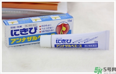 白兔祛痘膏和獅王哪個(gè)好？白兔牌暗瘡膏哪款好？