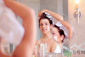 保濕霜什么時(shí)候用？保濕霜怎么用？