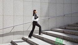 多爬樓梯能瘦大腿嗎?爬樓梯瘦腿的正確方法 多爬樓梯能瘦大腿嗎?爬樓梯瘦腿的正確方法