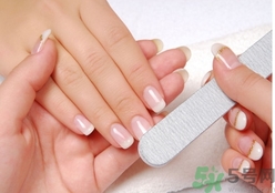 腳趾甲剪得太短周圍腫著怎么辦？腳趾甲剪得太短腫了要注意什么？