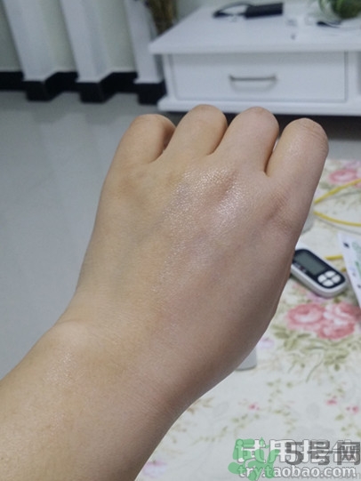 玫珂菲妝前乳多少錢?make up for ever妝前乳價格 玫珂菲妝前乳多少錢?make up for ever妝前乳價格