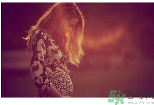 懷孕三個(gè)月胎兒有多大？懷孕三個(gè)月胎兒多大才正常？