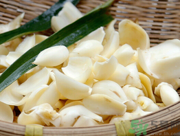 新鮮百合有苦味能吃嗎？鮮百合怎么去苦味？