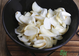 新鮮百合有苦味能吃嗎？鮮百合怎么去苦味？