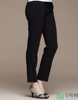 黑色褲子粘毛怎么辦？黑色褲子為什么會(huì)粘毛？