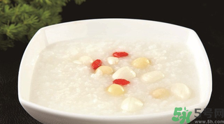 新鮮百合可以煮粥嗎？新鮮百合怎么煮粥？