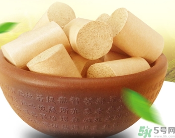 艾灸足三里有什么好處？艾灸足三里的功效