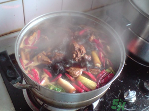 鹵牛肉可以用高壓鍋嗎？鹵牛肉用高壓鍋壓多久？