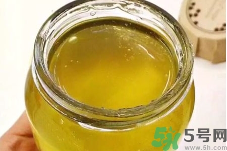 春雨面霜好用嗎？韓國馬油和春雨面霜哪個比較好？