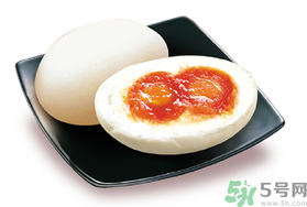 咸鴨蛋臭了還能吃嗎？臭咸鴨蛋對(duì)人體有害嗎？